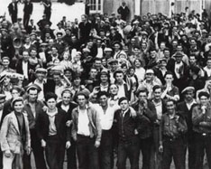 1930s anti-poverty demo at Regina legislature